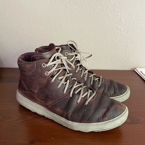 Merrell size 10 huckleberry high tops